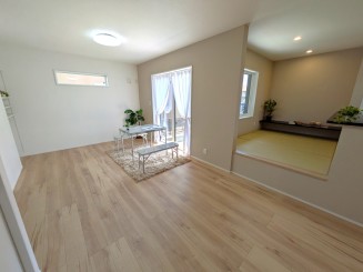 フジイエ新検見川・稲毛～緑と潤いのある街～