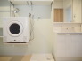 【施工例】自由設計なら洗濯機の横に、今人気のガス乾燥機「乾太くん」も別途費用にはなりますが、取付可能！
花粉や黄砂などから衣類を守り、お日様に干したような仕上がりで今取り入れる方が多い設備の一つです。