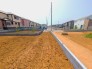 第三者が通り抜けができない、分譲地の方だけの道路です。小さなお子様が道路に飛び出しても抜け道ではないので安心です。
